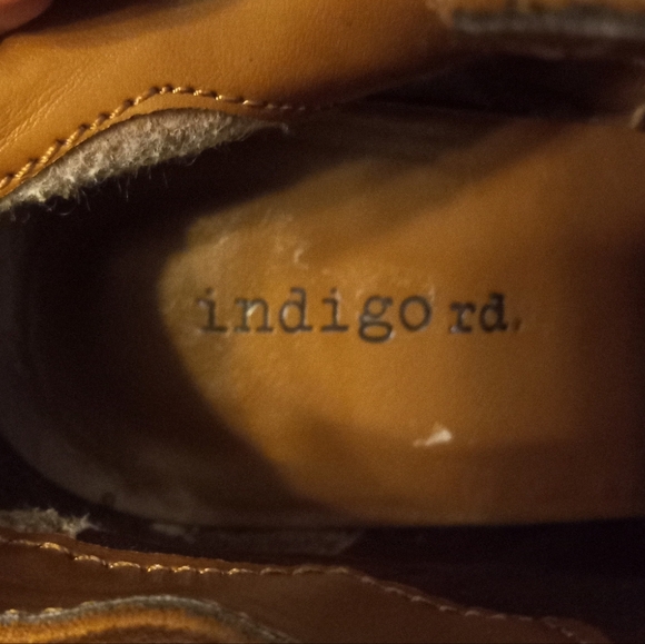 INDIGO RD. Faux Suede Tan Booties with Stacked Heels. Bow Tie Side. Sz 10 - Picture 2 of 7